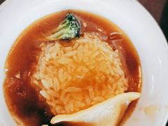 -荣誉国际酒店-云顶旋转餐厅