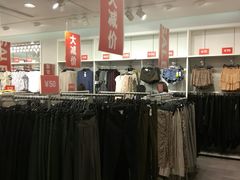 -H&M(天一广场店)