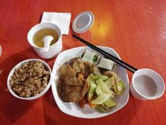 -百荷园蔬食自助餐厅(德辉广场店)