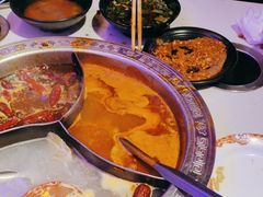 -钢管厂五区小郡肝串串香火锅(人民广场店)