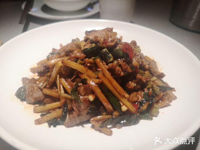 桂小厨广西菜(航洋店)酸笋紫苏牛腱肉图片