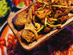 麻辣鸭头-沪小胖小龙虾(淮海中路旗舰店)