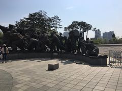 -韩国战争纪念馆