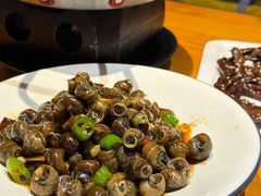 -莲餐厅·湖北菜·潜江小龙虾店(愚园路店)
