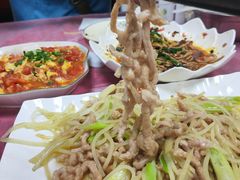 -洪霞餐馆