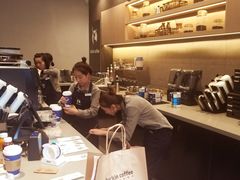 -瑞幸咖啡(人民路店)