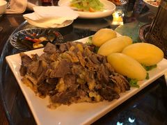 -白鹿苑蒙餐(鄂温克宾馆店)