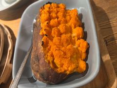 -蜜桃餐厅·伴山(湖滨商业街店)