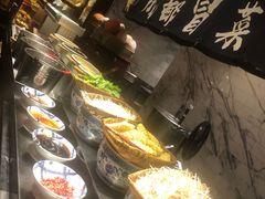-岷山饭店-芝芝自助餐厅