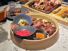 -破瓦寒窑·地摊烤羊排