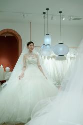 -派丽莫Pellimo原创设计婚纱品牌