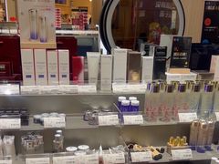 -吾悦广场(南京鼓楼店)
