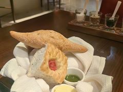 -恰餐厅及酒吧 CHAR Bar & Grill (北京丽都皇冠假日店)