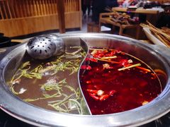 菌汤锅-屋头串串(临江路店)