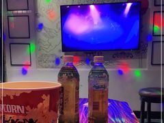 -蓝乐光量贩KTV(浦东禹悦汇店)