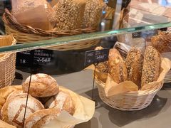 -星巴克(港汇1号办公楼店)