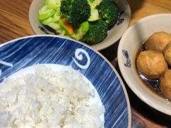 -红猪卤肉饭(大西洋美食城店)