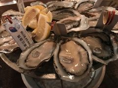 新西兰蓝珍珠生蚝-斯普汇生蚝牛排馆(中骏世界城店)