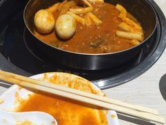 -三清洞摩西韩式年糕火锅(威高广场店)