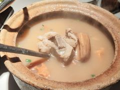 -小凤庭·地道湖北菜武昌鱼·铫子藕汤(黄鹤楼店)