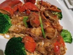 -万龙洲海鲜(大兴绿地缤纷城店)