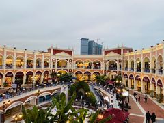 -佛罗伦萨小镇广佛名品奥特莱斯(疏港路店)