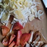 9个月宝宝辅食，西红柿香菇白菜面