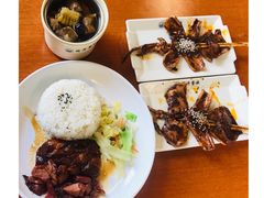 叉烧烧鸭饭-同济大学-北苑食堂