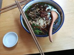 -镇南锅盖面馆(解放路店)