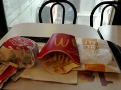 -麦当劳(郑州银基店)