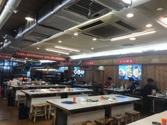 -老东镇啤酒屋海鲜加工·蒸汽海鲜·海鲜烧烤(台东店)