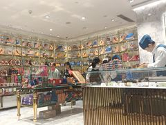 -VENCHI 闻绮(北京国贸商城店)