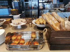 -瑰丽酒店·海吧·天际下午茶·现场DJ·天台酒吧