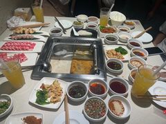 -海底捞火锅鲜切牛肉主题店(长寿路店)