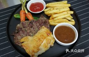 Beef and Chicken Cutlet Platter