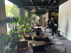 -J Create城市露营咖啡·简餐·宠物(上海动物园店)