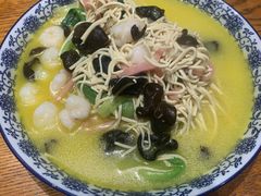 -翠山·映月湖景餐厅(映月湖公园店)