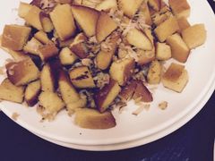 虾皮炒饽饽-金牌餐厅·天津菜·八珍豆腐·老爆三(瓷房子店)