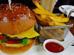 英式牛肉汉堡-车谷小镇