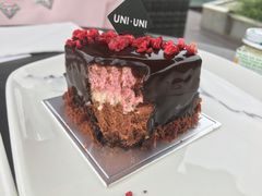 -UNI UNI(环亚凯瑟琳店)
