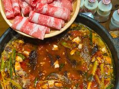 -黔有有贵州酸汤夺夺粉火锅(五味十字店)