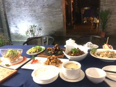 -渝半城经典川粤菜(重庆天地店)