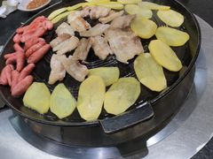-海花锅盖烧烤店(怡馨家园店)