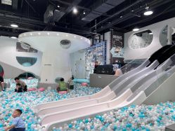 -MINI MARS KIDS CLUB亲子家庭中心(长宁天山店)