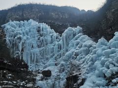 -大平台龙居瀑布旅游区