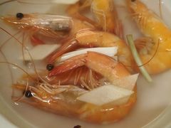 -浅深(世茂滨江精品店)