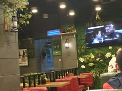 大堂-愉肴麻辣香锅(中山路店)