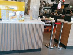 -麦当劳(乳山路店)
