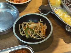 -青瓦炭韩潮烤肉(花园道店)
