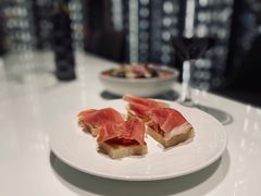 -wineapp葡萄酒餐吧(外滩金融中心店)